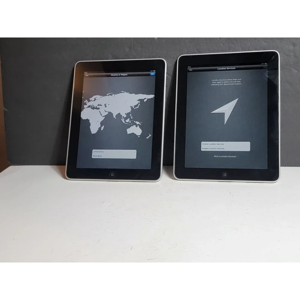 Lot of 2 Apple iPad 1st Generation (16GB/32GB) A1219 A1337 WiFi/3G Cleaned Works